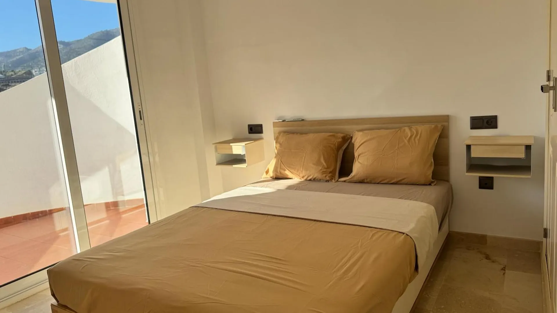 Diamante Your Home On La Costa Del Sol Fuengirola 0*,